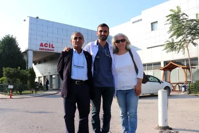 24 yıl önce doğduğu hastaneye hekim olarak atandı 24 yıl önce doğduğu hastaneye hekim olarak atandı