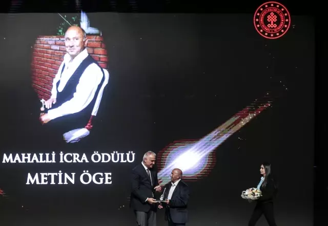 3. Neşet Ertaş'ı Anma ve Kültür Sanat Etkinliği Açılış Konseri 3. Neşet Ertaş'ı Anma ve Kültür Sanat Etkinliği Açılış Konseri