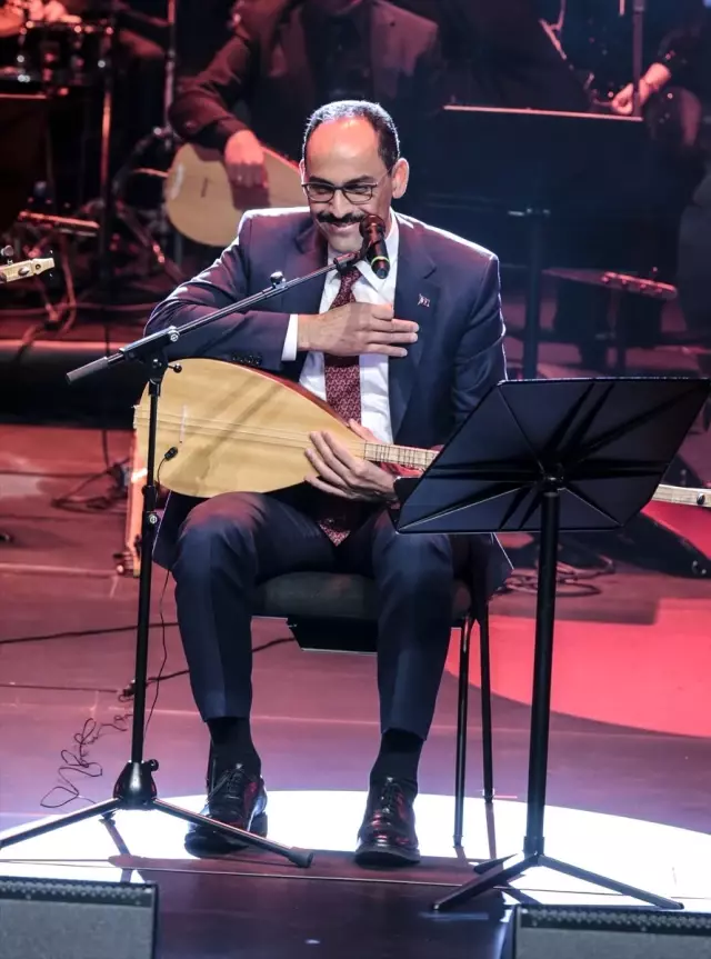 3. Neşet Ertaş'ı Anma ve Kültür Sanat Etkinliği Açılış Konseri 3. Neşet Ertaş'ı Anma ve Kültür Sanat Etkinliği Açılış Konseri