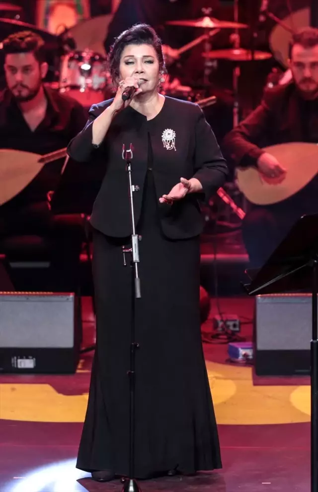 3. Neşet Ertaş'ı Anma ve Kültür Sanat Etkinliği Açılış Konseri 3. Neşet Ertaş'ı Anma ve Kültür Sanat Etkinliği Açılış Konseri