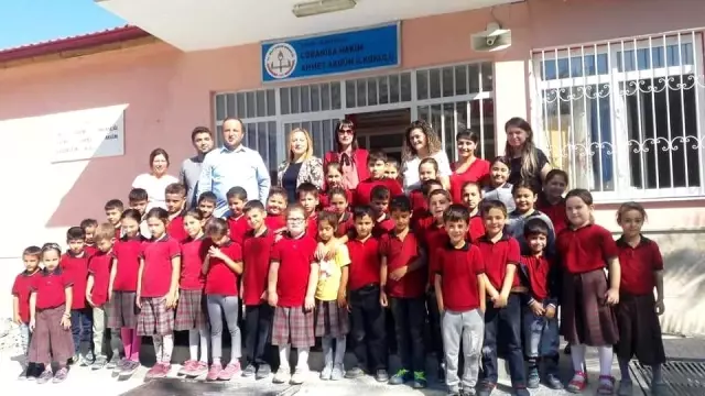 Aydınlı miniklerden, kardeşlerine kocaman yardım eli Aydınlı miniklerden, kardeşlerine kocaman yardım eli
