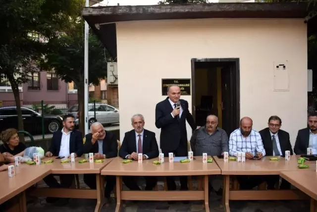 Başkan Faruk Özlü halkla iç içe