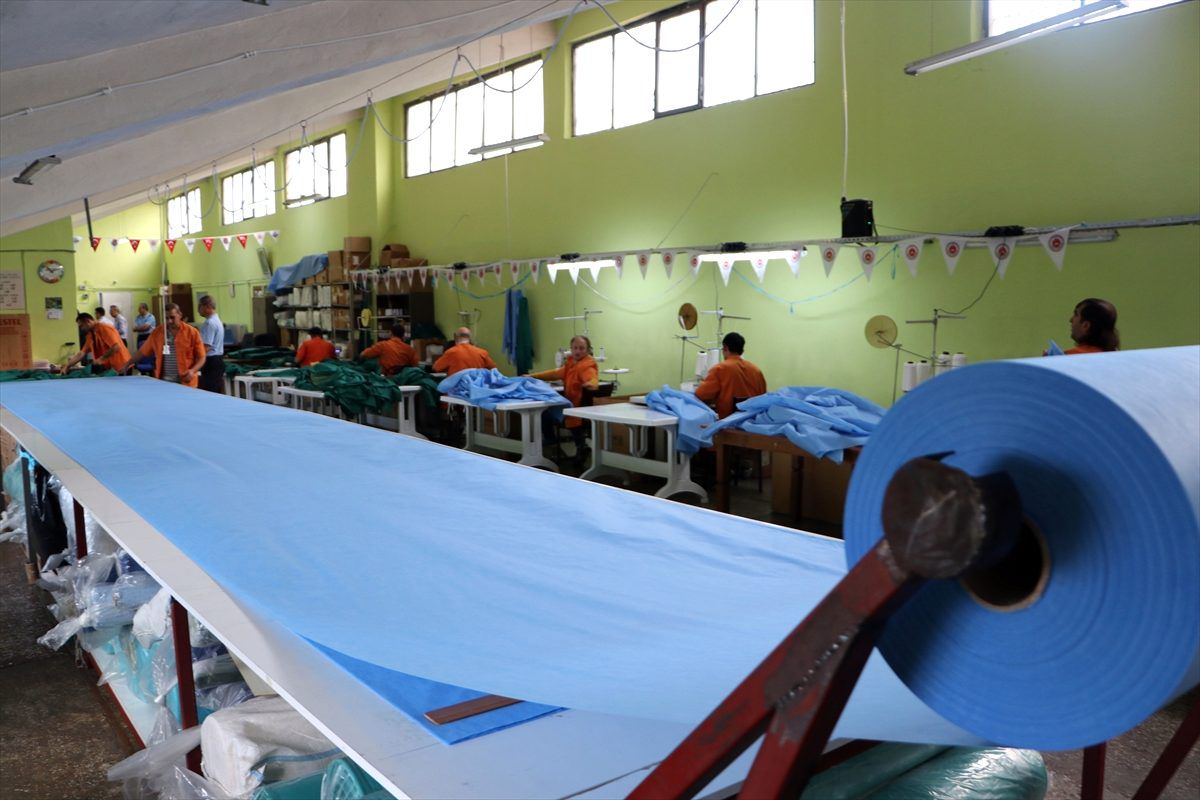 Fabrika gibi cezaevinde 8 ayda 5,2 milyon lira ciro yapıldı