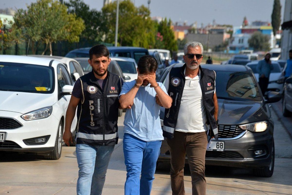 FETÖ'ye yardıma 2 yıl 1 ay hapis cezası