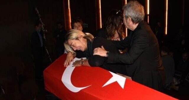 Hayatını kaybeden Tarık ünlüoğlu son yolculuğuna uğurlandı