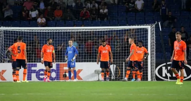 Medipol Başakşehir, B. Mönchengladbach ile 1-1 berabere kaldı!