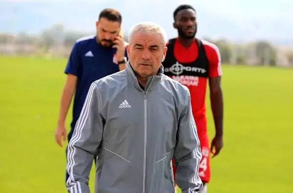Sivasspor, ankaragücü hazırlıklarını sürdürdü Sivasspor, ankaragücü hazırlıklarını sürdürdü