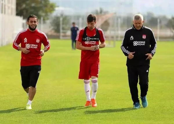Sivasspor, ankaragücü hazırlıklarını sürdürdü Sivasspor, ankaragücü hazırlıklarını sürdürdü