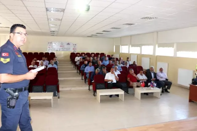 Yazıhan okul servis şoförlerine eğitim Yazıhan okul servis şoförlerine eğitim