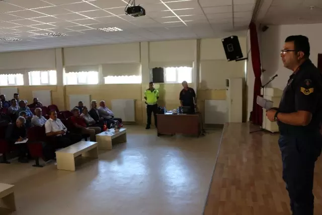 Yazıhan okul servis şoförlerine eğitim Yazıhan okul servis şoförlerine eğitim
