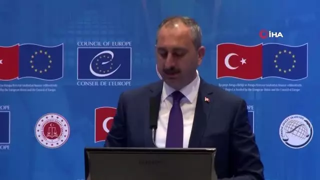 Adalet Bakanı Gül: 'İnsan Eylem Planı güncelleme çalışmalarını başlattık' Adalet Bakanı Gül: 'İnsan Eylem Planı güncelleme çalışmalarını başlattık'
