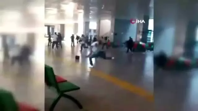 Adliyeyi savaş alanına çeviren 17 şüpheliden 9'u tutuklandı Adliyeyi savaş alanına çeviren 17 şüpheliden 9'u tutuklandı