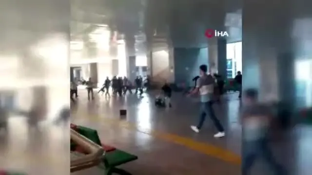 Adliyeyi savaş alanına çeviren 17 şüpheliden 9'u tutuklandı Adliyeyi savaş alanına çeviren 17 şüpheliden 9'u tutuklandı