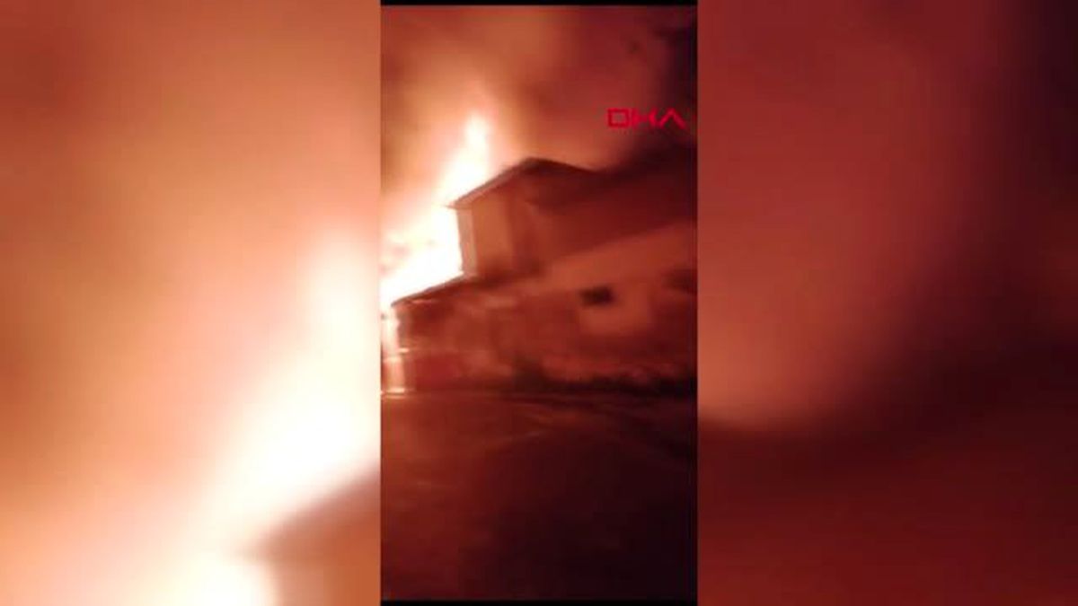 Ataşehir oto tamirci dükkanında yangın