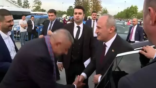 Bakan Turhan: 'Ürünün, aranan marka oldu mu Fizan'da da olsa seni bulurlar' Bakan Turhan: 'Ürünün, aranan marka oldu mu Fizan'da da olsa seni bulurlar'