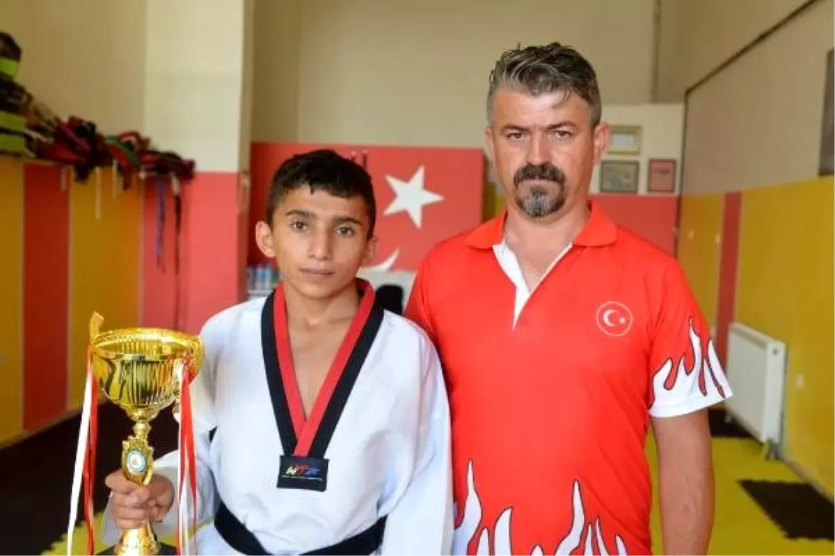 Balkan şampiyonu olduğu gün annesini kaybetti