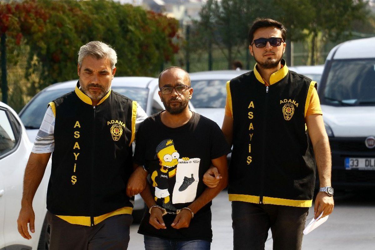 Dolandırdığı mağdurlara 'enayi' diyen sanığa 14 yıl hapis cezası
