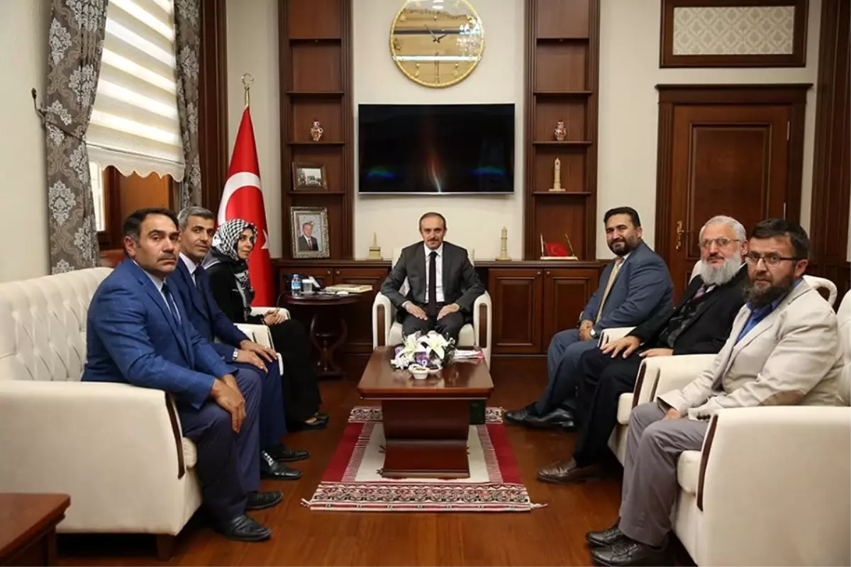 Müftü Başoğlu Vali Epcim'i ziyaret etti