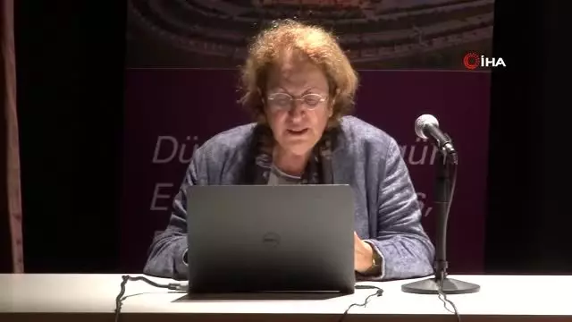 Prof. Dr. Çotuksöken 'Felsefenin dört duvar arasında kalmasından yana değiliz' Prof. Dr. Çotuksöken 'Felsefenin dört duvar arasında kalmasından yana değiliz'