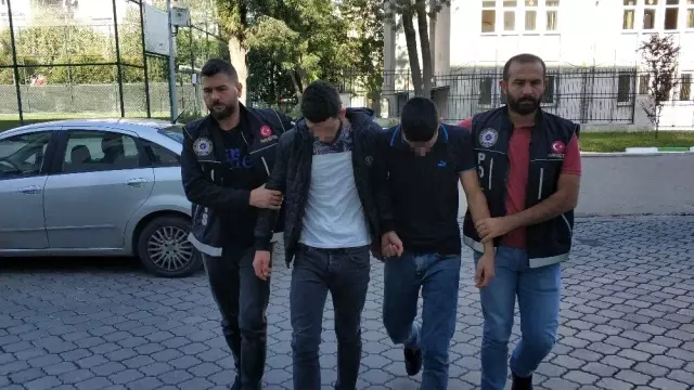 Samsun'da uyuşturucu ticaretinden 8 kişi adliyeye sevk edildi Samsun'da uyuşturucu ticaretinden 8 kişi adliyeye sevk edildi