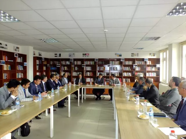 Vali Ayhan'dan, Ulaş ilçesine ziyaret Vali Ayhan'dan, Ulaş ilçesine ziyaret
