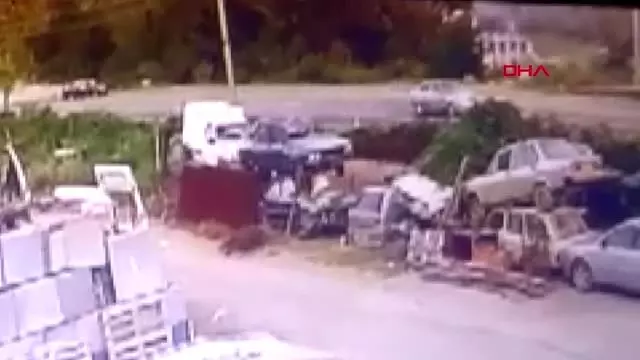 17 yaşındaki berkay'ın öldüğü kaza kamerada 17 yaşındaki berkay'ın öldüğü kaza kamerada
