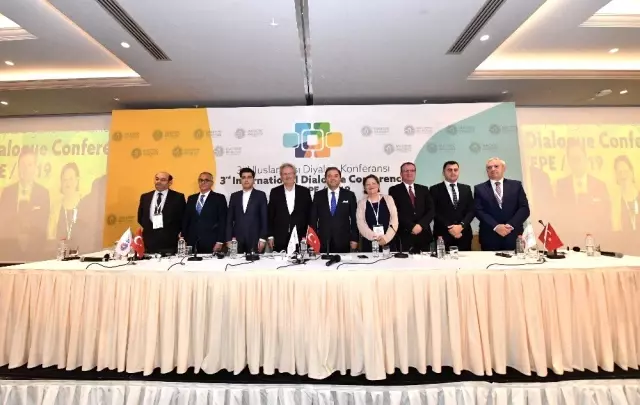 3. Uluslararası Diyalog Konferansı Maltepe'de yapıldı 3. Uluslararası Diyalog Konferansı Maltepe'de yapıldı