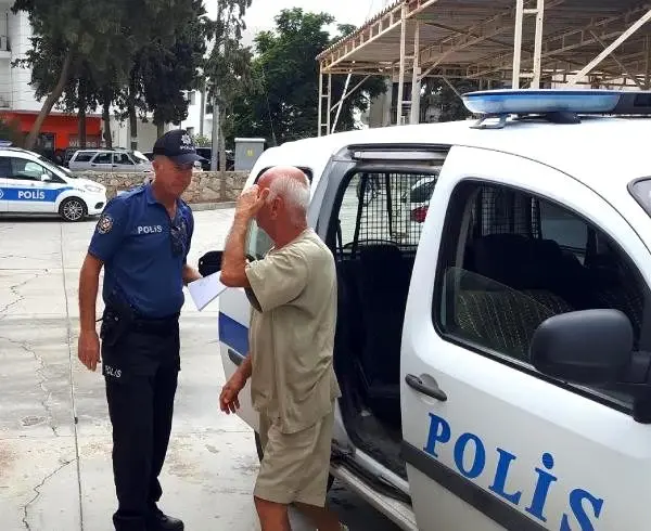 73 yaşındaki hırsızlık şüphelisi yakalandı 73 yaşındaki hırsızlık şüphelisi yakalandı