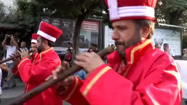 Acının en tatlı hali eğlenceye dönüştü Acının en tatlı hali eğlenceye dönüştü