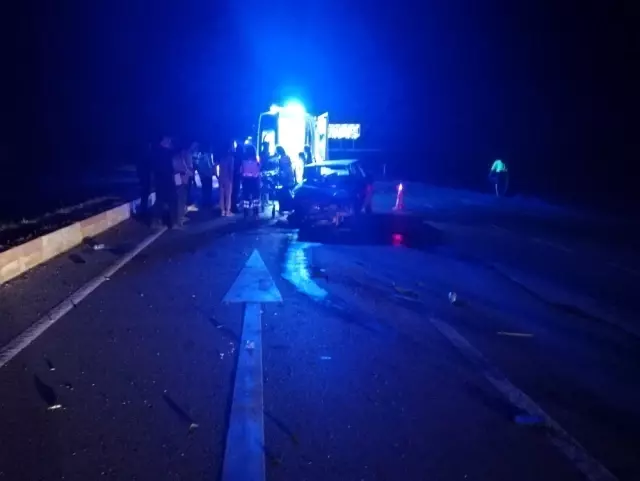 Afyonkarahisar'da kaza: 1 ölü, 2 yaralı