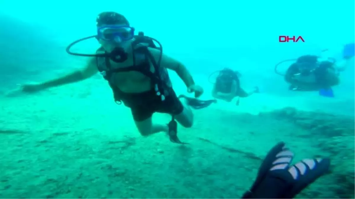 Antalya 'sualtındaki en tehlikeli canlı, insan'