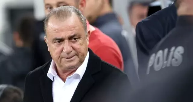 Fatih Terim, Gençlerbirliği maçı sonrası fena patladı: Galatasaray bu şekilde lakayıt, ciddiyetsiz olmaz Fatih Terim, Gençlerbirliği maçı sonrası fena patladı: Galatasaray bu şekilde lakayıt, ciddiyetsiz olmaz