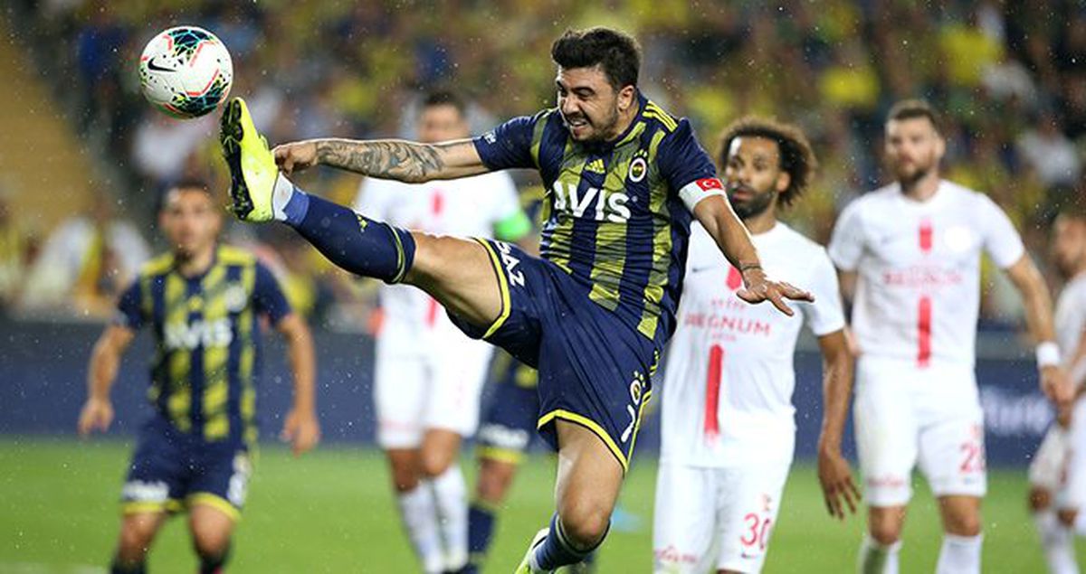 Fenerbahçe'den Ozan Tufan'a 4 yıllık yeni sözleşme