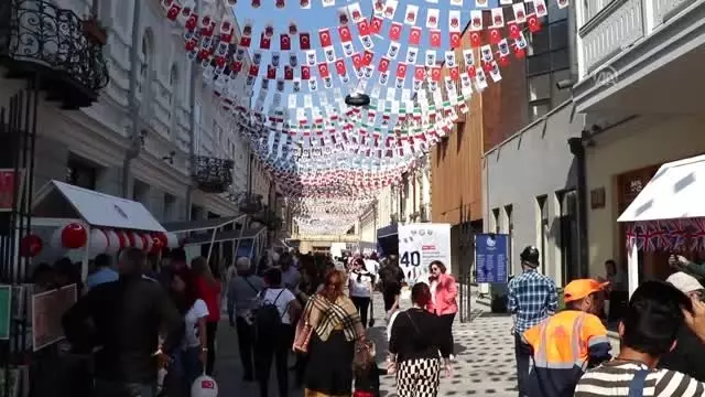 Geleneksel 'Tiflis Festivali' başladı Geleneksel 'Tiflis Festivali' başladı