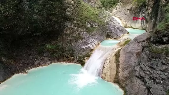 Giresun mavi göl'de sonbahar güzelliği Giresun mavi göl'de sonbahar güzelliği