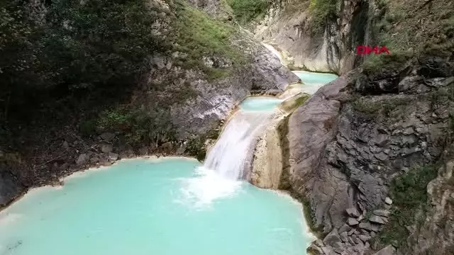 Giresun mavi göl'de sonbahar güzelliği Giresun mavi göl'de sonbahar güzelliği