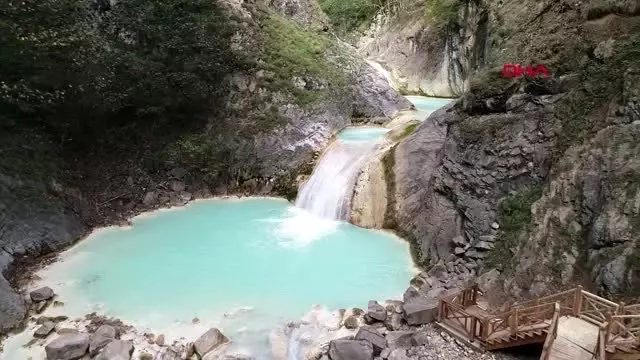 Giresun mavi göl'de sonbahar güzelliği Giresun mavi göl'de sonbahar güzelliği