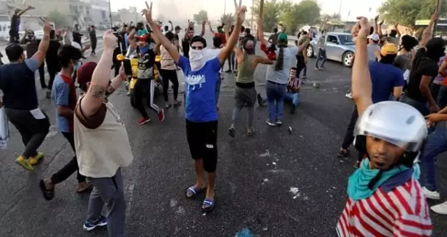 Irak'taki hükümet karşıtı gösterilerde ölü sayısı 60'a yükseldi