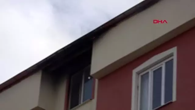 Kayseri 7 katlı binada yangın 9 kişi hastaneye kaldırıldı Kayseri 7 katlı binada yangın 9 kişi hastaneye kaldırıldı