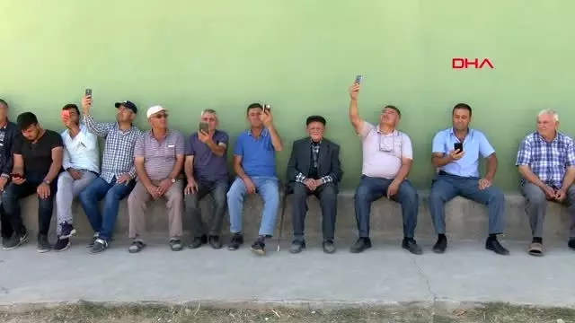 Kırşehir köylüler, cep telefonu ile konuşmak için dağa çıkıyor Kırşehir köylüler, cep telefonu ile konuşmak için dağa çıkıyor