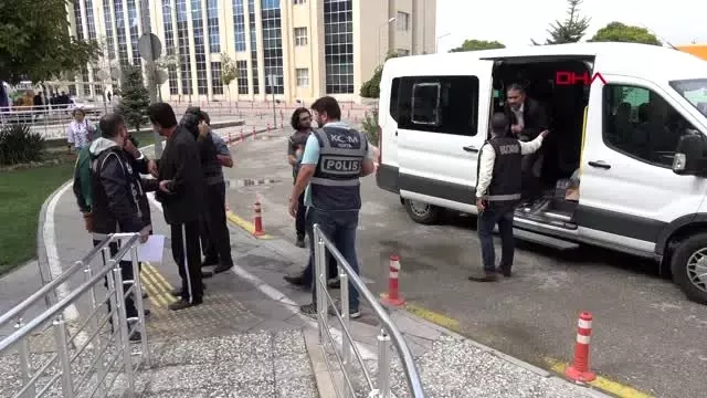 Konya turgutlu'da yağmur ve rüzgar etkili oldu