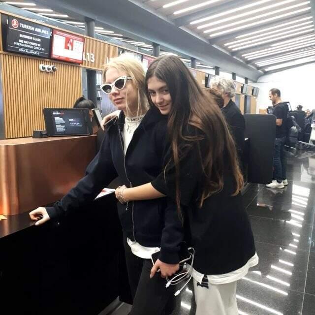 Şarkıcı Aleyna Tilki, eğitimine devam etmek için Amerika'ya gitti