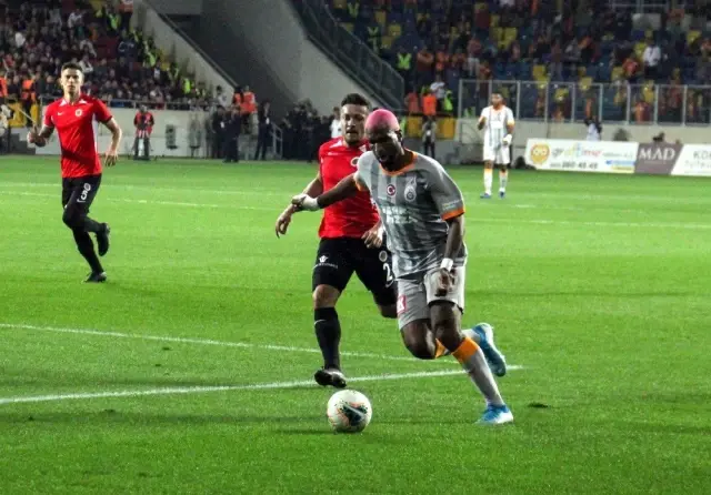 Süper Lig: Gençlerbirliği: 0 - Galatasaray: 0 (İlk Yarı) Süper Lig: Gençlerbirliği: 0 - Galatasaray: 0 (İlk Yarı)