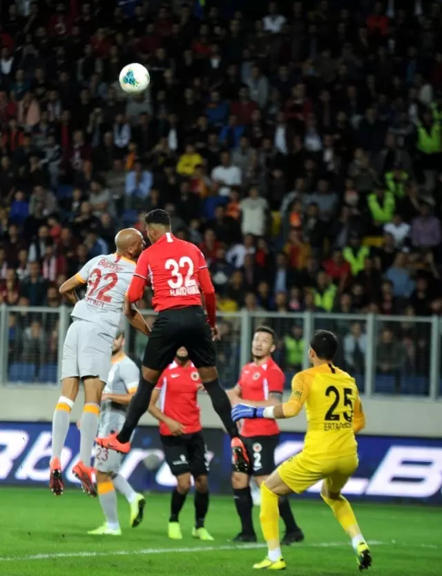 Süper Lig: Gençlerbirliği: 0 - Galatasaray: 0 (İlk Yarı) Süper Lig: Gençlerbirliği: 0 - Galatasaray: 0 (İlk Yarı)