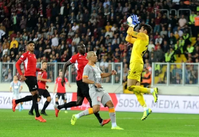Süper Lig: Gençlerbirliği: 0 - Galatasaray: 0 (Maç sonucu) Süper Lig: Gençlerbirliği: 0 - Galatasaray: 0 (Maç sonucu)