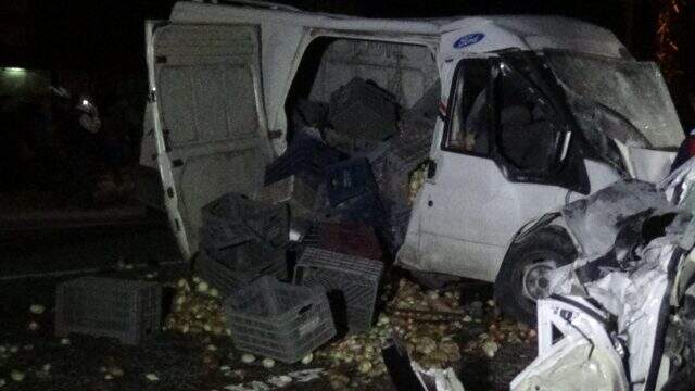 Afyonkarahisar'daki kazada 1 kişi öldü, 7 kişi yaralandı! Halk yetişmese facia olacaktı