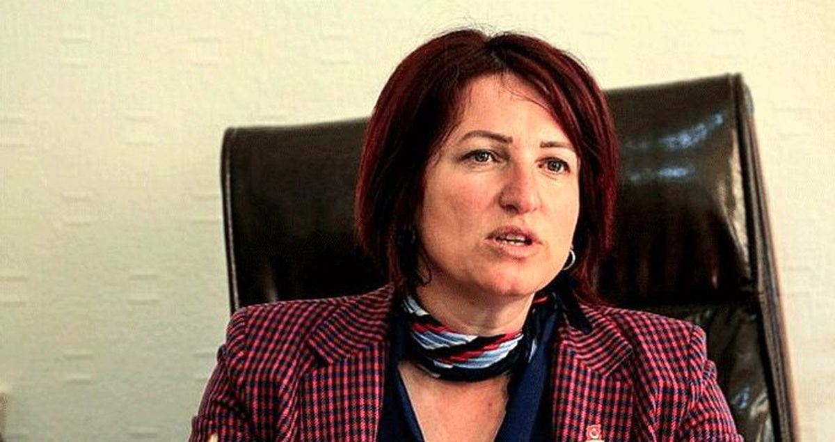 CHP'li belediye yeni personel kimlik kartlarında Türk bayrağını ve T.C. ibaresini kaldırdı
