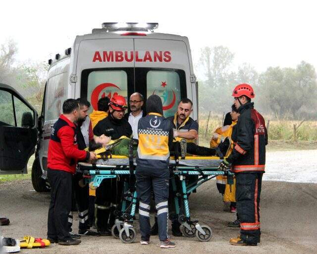 Düzce'de otomobil viyadükten düştü: 2 ölü, 2 yaralı