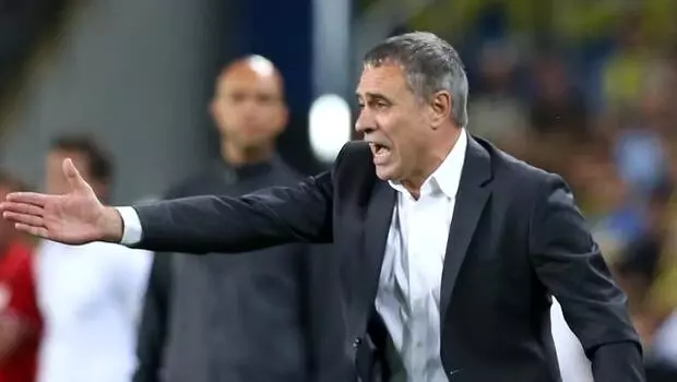 Ersun Yanal faturayı ona kesti! Ersun Yanal faturayı ona kesti!