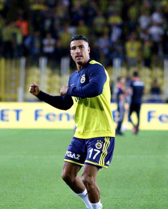 Fenerbahçe'de Nabil Dirar 4 hafta yok!